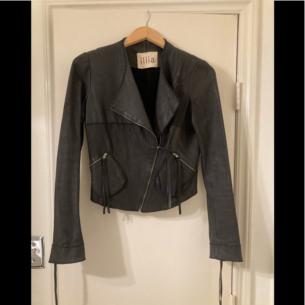ILLIA Black Leather Zipper Motorcycle Jacket,Size 6, genuine glove leather black